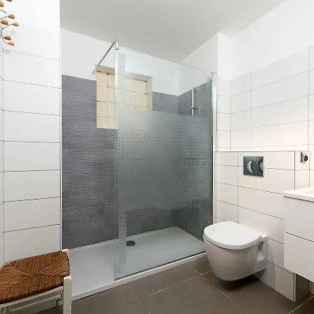Apartment Reine Astrid