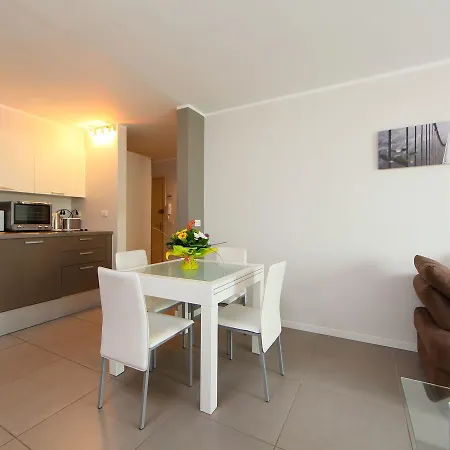 Reine Astrid Apartment Cannes