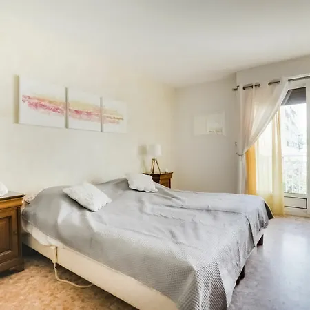 Apartment Reine Astrid