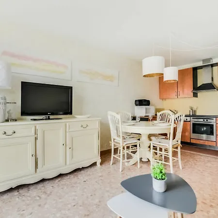 Reine Astrid Apartment