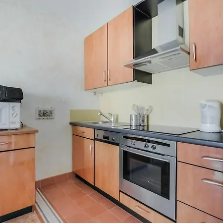 Apartment Reine Astrid